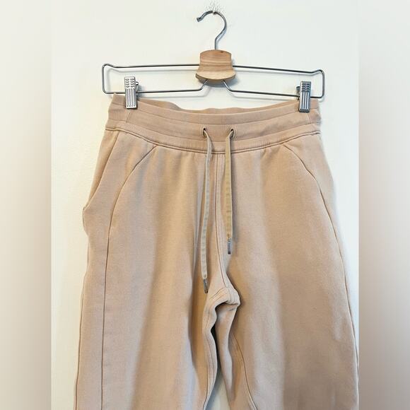 Lululemon Scuba High-Rise Joggers tan Trench sweatpants Athleisure neutral gym 4 - Picture 4 of 11